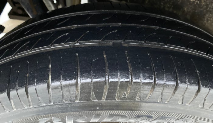 2018 Maruti Wagon R 1.0 VXI, Petrol, Manual, 71,639 km, Right Rear Tyre Tread