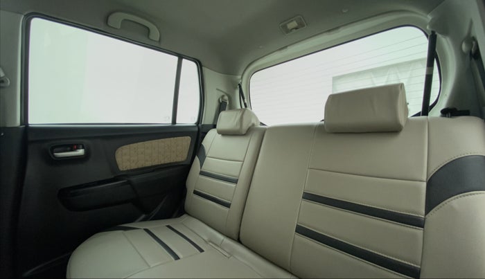 2018 Maruti Wagon R 1.0 VXI, Petrol, Manual, 71,639 km, Right Side Rear Door Cabin