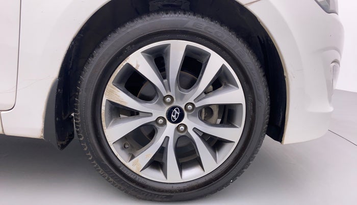 2016 Hyundai Verna FLUIDIC 1.6 SX VTVT OPT, Petrol, Manual, 66,681 km, Right Front Wheel