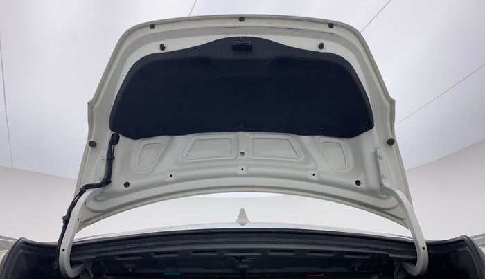 2016 Hyundai Verna FLUIDIC 1.6 SX VTVT OPT, Petrol, Manual, 66,681 km, Boot Door Open
