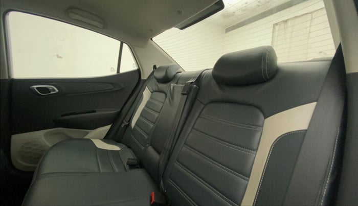 2020 Hyundai AURA SX 1.2 (O), Petrol, Manual, 26,560 km, Right Side Rear Door Cabin