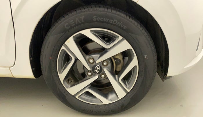 2020 Hyundai AURA SX 1.2 (O), Petrol, Manual, 26,560 km, Right Front Wheel