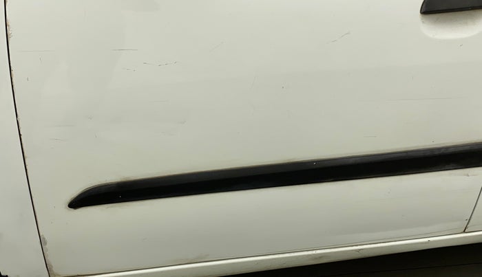 2012 Hyundai i10 ERA 1.1, Petrol, Manual, 35,690 km, Front passenger door - Paint has faded