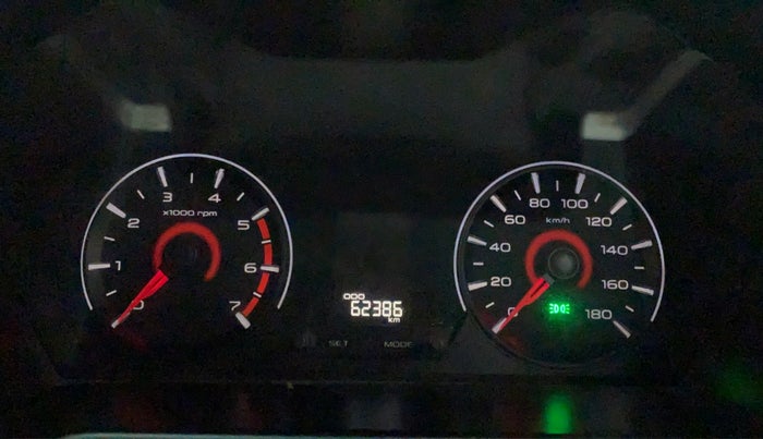 2017 Mahindra Kuv100 K8 6 STR, Petrol, Manual, 62,386 km, Odometer Image