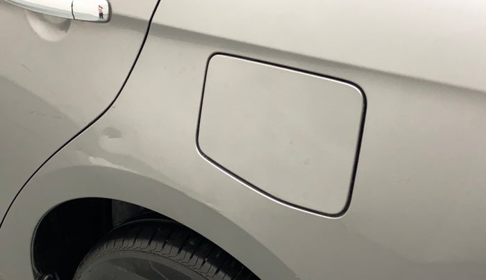 2017 Maruti Ciaz ZETA 1.4  AT PETROL, Petrol, Automatic, 91,528 km, Left quarter panel - Minor scratches