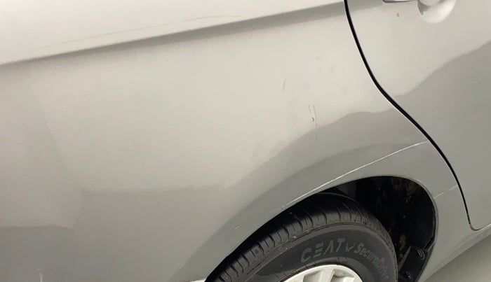 2017 Maruti Ciaz ZETA 1.4  AT PETROL, Petrol, Automatic, 91,528 km, Right quarter panel - Minor scratches