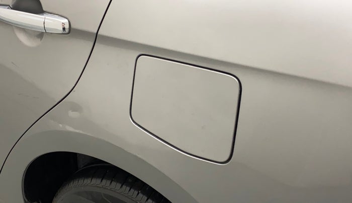 2017 Maruti Ciaz ZETA 1.4  AT PETROL, Petrol, Automatic, 91,528 km, Left quarter panel - Slightly dented