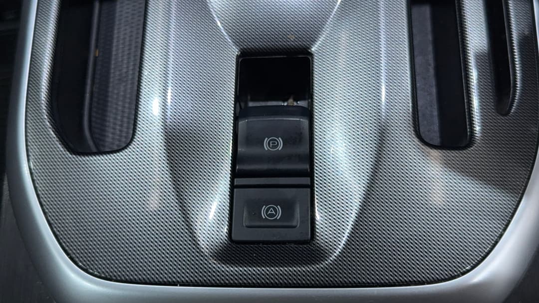2022 GWM Haval Jolion Ultra, Automatic, 57636 km, Handbrake