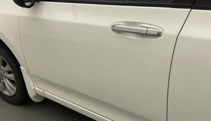 2012 Honda City 1.5L I-VTEC V MT, Petrol, Manual, 69,461 km, Front passenger door - Paint has faded