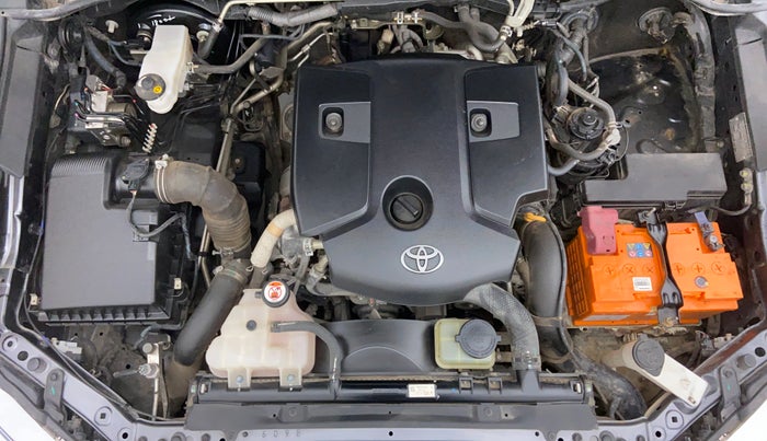 2017 Toyota Fortuner 2.8 4x2 MT, Diesel, Manual, 45,929 km, Engine Bonet View