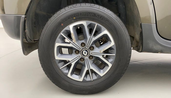 2019 Renault Duster RXS CVT, Petrol, Automatic, 91,088 km, Right Rear Wheel