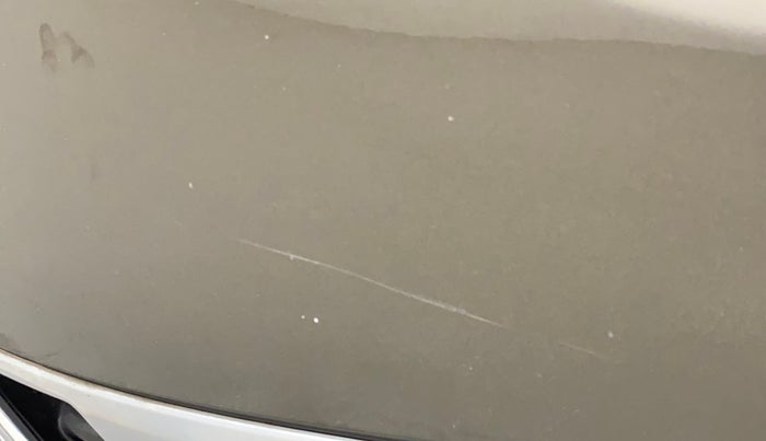 2019 Renault Duster RXS CVT, Petrol, Automatic, 91,088 km, Bonnet (hood) - Minor scratches