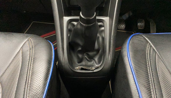 2018 Maruti Celerio X ZXI (O), Petrol, Manual, 61,576 km, Gear lever - Boot cover slightly torn