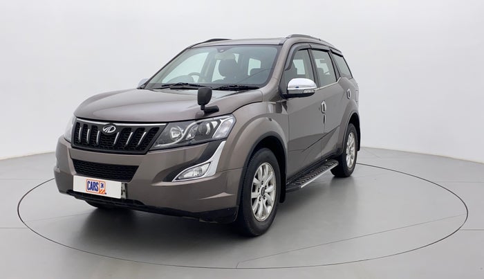 2017 Mahindra XUV500 W10 AT, Diesel, Automatic, 63,295 km, Left Front Diagonal