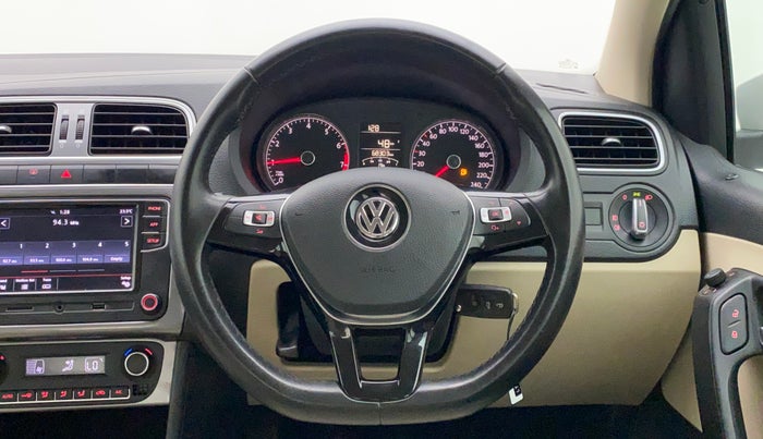 2020 Volkswagen Vento HIGHLINE PLUS 1.0L TSI, Petrol, Manual, 68,303 km, Steering Wheel Close Up