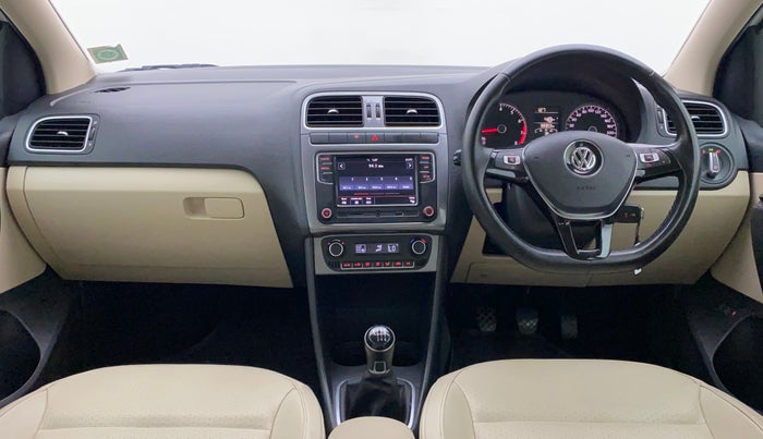 2020 Volkswagen Vento HIGHLINE PLUS 1.0L TSI, Petrol, Manual, 68,303 km, Dashboard