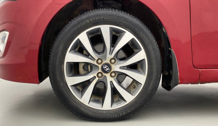 2015 Hyundai Verna FLUIDIC 1.6 VTVT S (O)  MT, Petrol, Manual, 35,406 km, Left Front Wheel