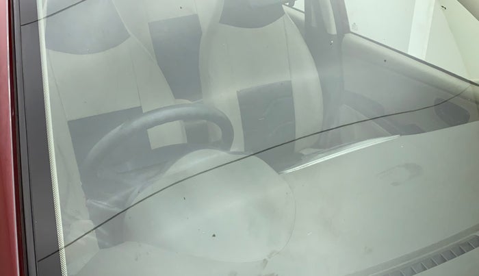 2016 Hyundai i10 MAGNA 1.1, Petrol, Manual, 75,908 km, Front windshield - Minor spot on windshield