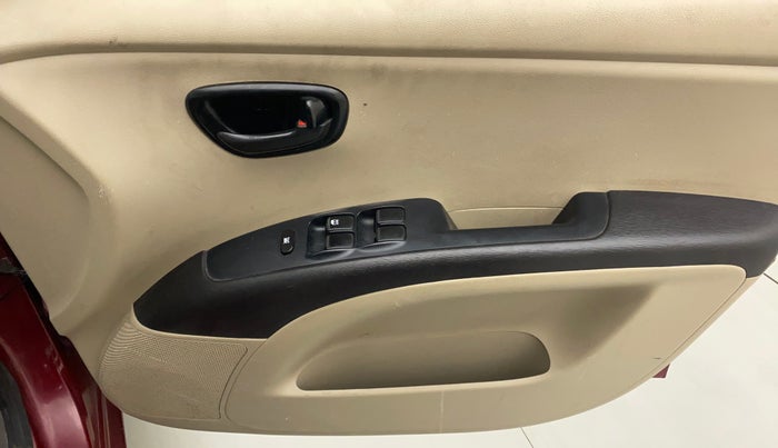 2016 Hyundai i10 MAGNA 1.1, Petrol, Manual, 75,908 km, Driver Side Door Panels Control