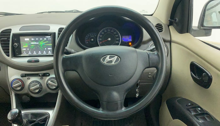 2016 Hyundai i10 MAGNA 1.1, Petrol, Manual, 75,908 km, Steering Wheel Close Up