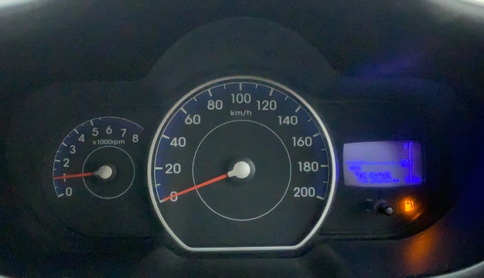 2016 Hyundai i10 MAGNA 1.1, Petrol, Manual, 75,908 km, Odometer Image