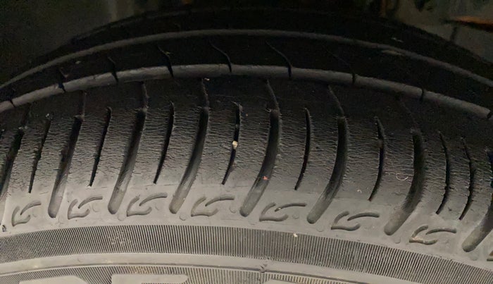 2019 Tata TIAGO NRG PETROL, Petrol, Manual, 12,544 km, Right Front Tyre Tread