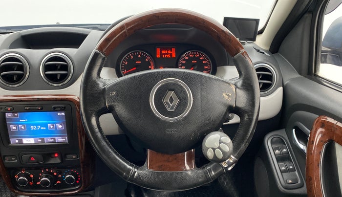 2013 Renault Duster 85 PS RXL, Diesel, Manual, 80,518 km, Steering Wheel Close Up