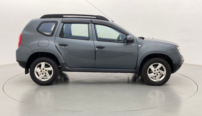 2013 Renault Duster 85 PS RXL, Diesel, Manual, 80,518 km, Right Side View