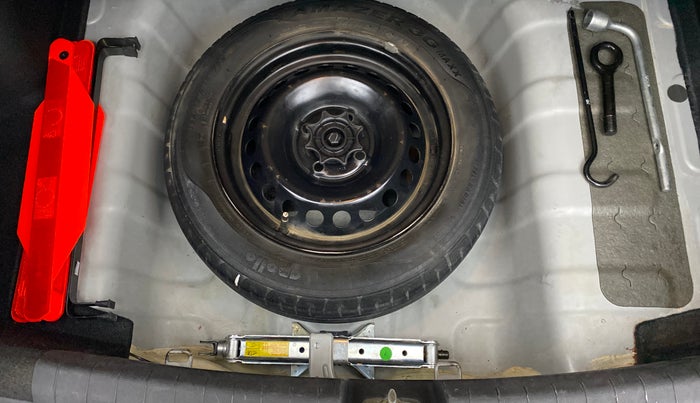 2014 Hyundai Xcent S 1.2, Petrol, Manual, 53,304 km, Spare Tyre