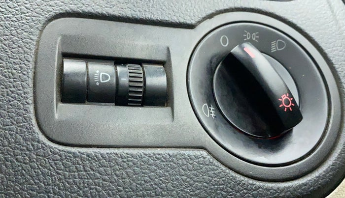 2011 Volkswagen Polo TRENDLINE 1.2L PETROL, Petrol, Manual, 67,479 km, Dashboard - Headlight height adjustment not working