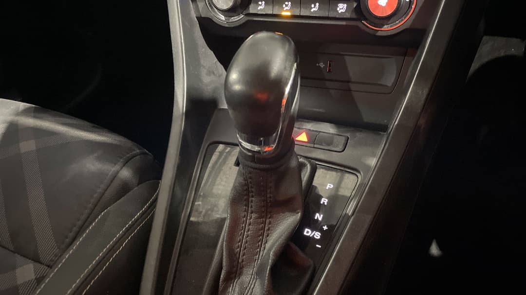 2021 MG Mg3 Auto Excite (with Navigation), Automatic, 44325 km, Gear Lever 