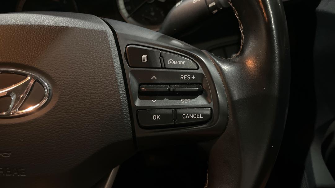 2020 Hyundai Venue Active, Automatic, 43470 km, Cruise Control