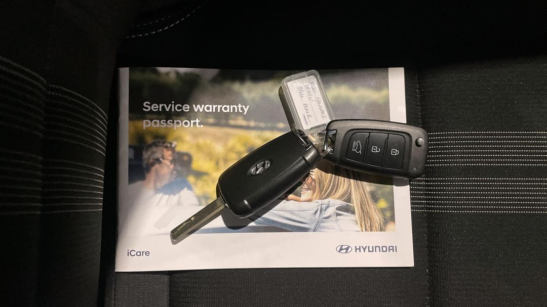 2020 Hyundai Venue Active, Automatic, 43470 km, Key Close-up