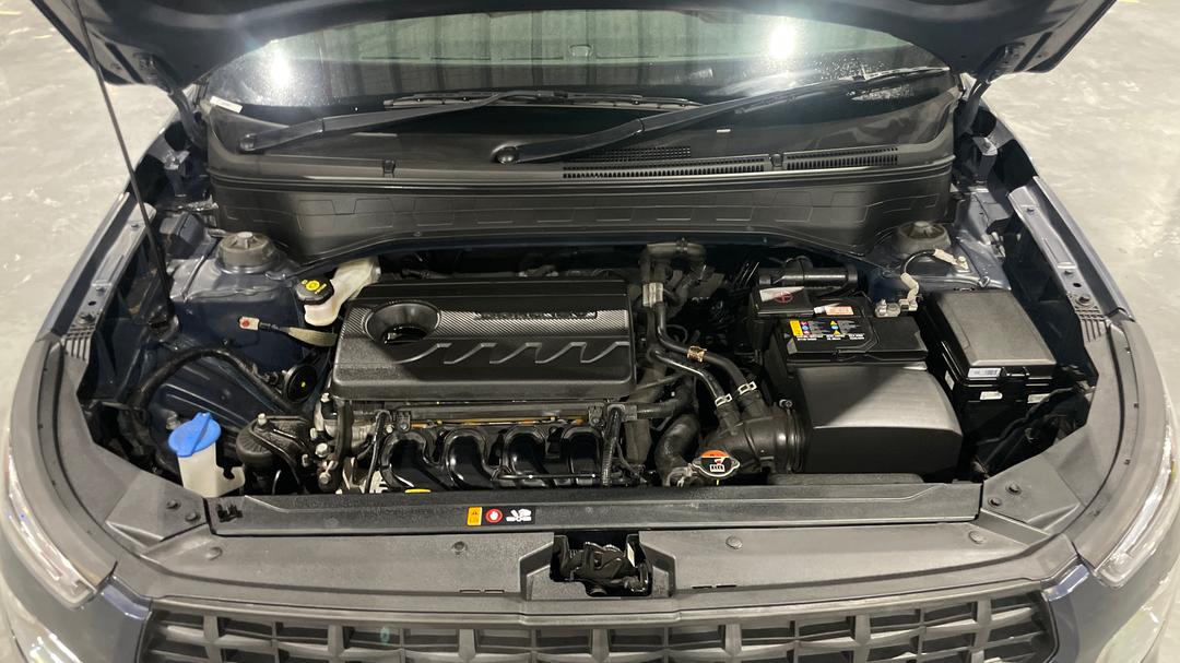 2020 Hyundai Venue Active, Automatic, 43470 km, Open Bonnet (Engine)