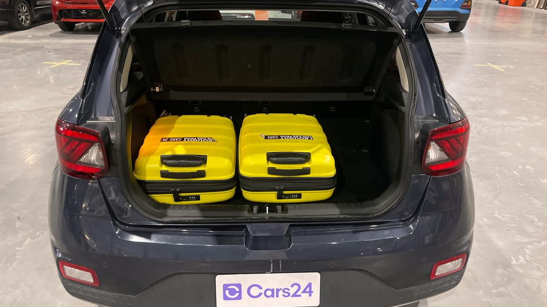 2020 Hyundai Venue Active, Automatic, 43470 km, Boot Inside View with Luggage