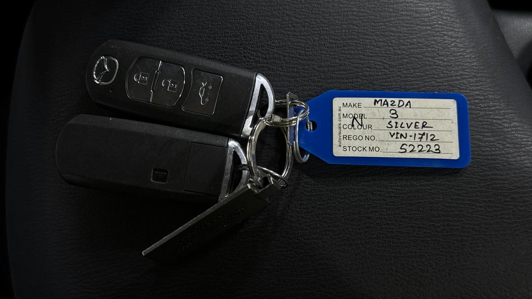 2016 Mazda 3 Maxx, Automatic, 135190 km, Key Close-up