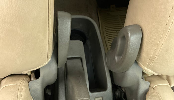 2011 Hyundai i10 MAGNA 1.2 KAPPA2, Petrol, Manual, 47,722 km, Driver Side Adjustment Panel
