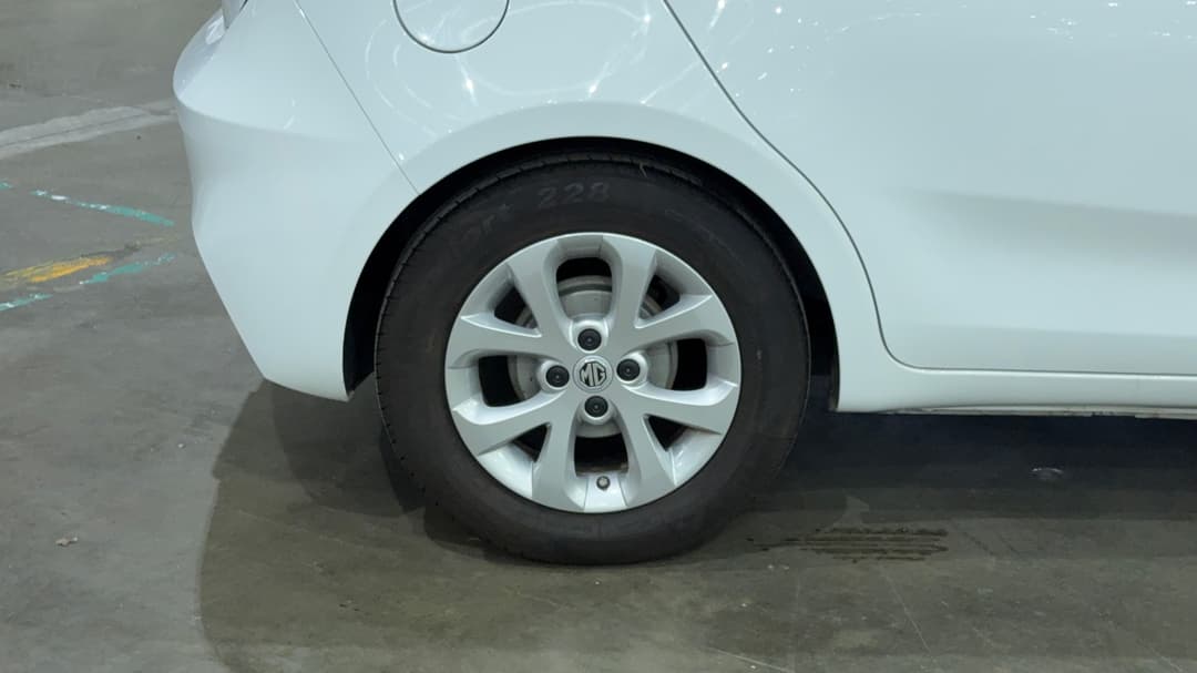 2024 MG Mg3 Auto Core, Automatic, 8610 km, Right Rear Wheel
