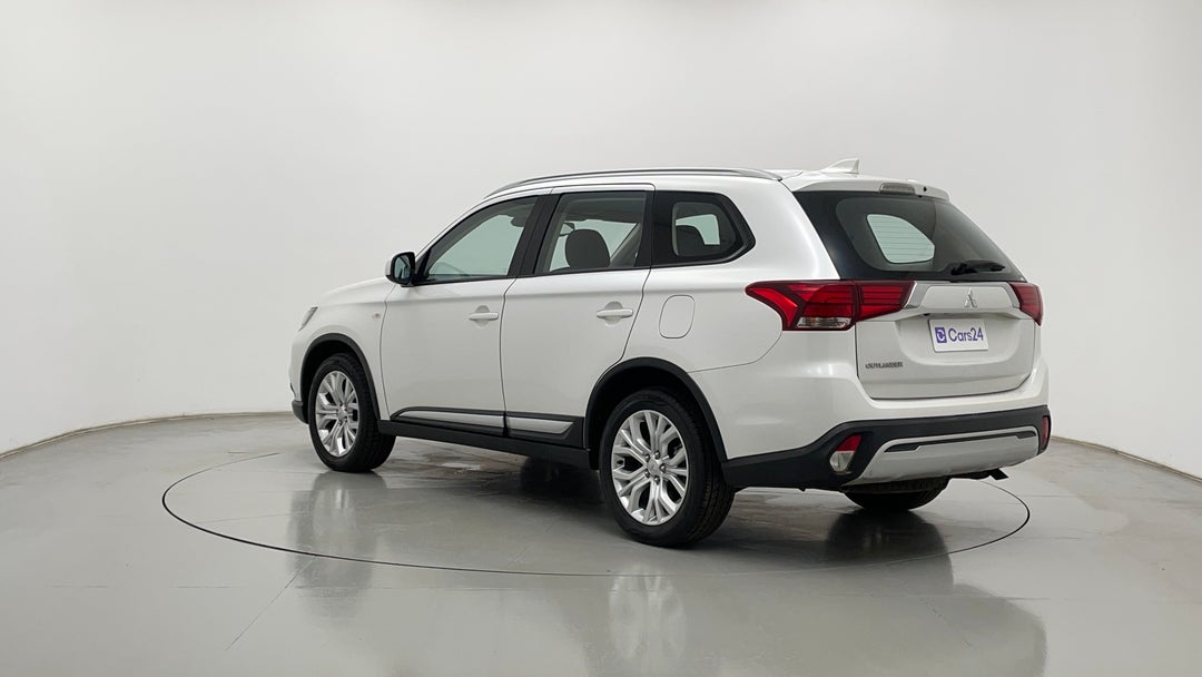 Left Back Diagonal (45- Degree) View