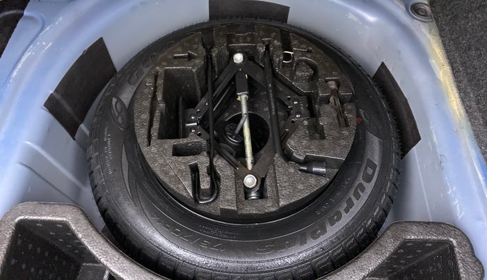 2019 Skoda Rapid AMBITION 1.6 MPI MT, Petrol, Manual, 42,303 km, Spare Tyre