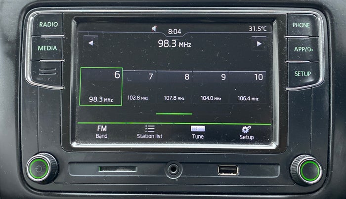 2019 Skoda Rapid AMBITION 1.6 MPI MT, Petrol, Manual, 42,303 km, Infotainment System