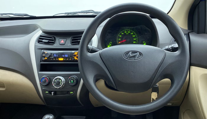 2017 Hyundai Eon ERA PLUS, Petrol, Manual, 30,295 km, Steering Wheel Close Up