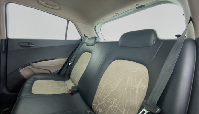 2015 Hyundai Grand i10 MAGNA 1.2 KAPPA VTVT, Petrol, Manual, 57,954 km, Right Side Rear Door Cabin