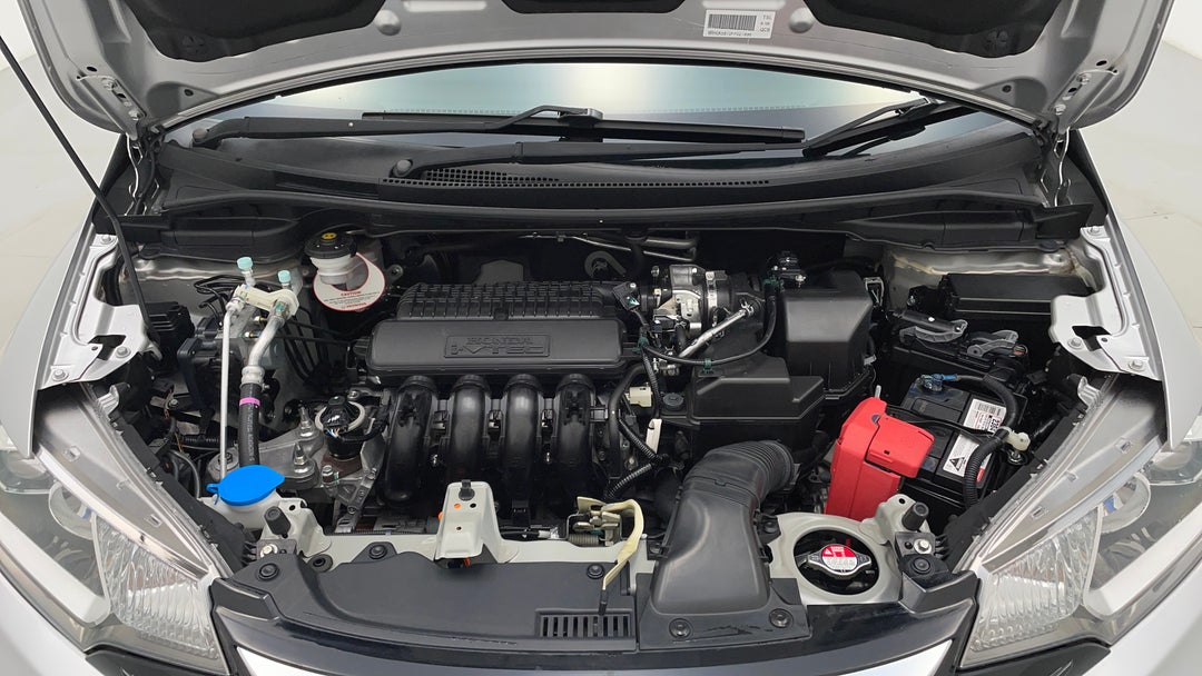 Open Bonnet (Engine)