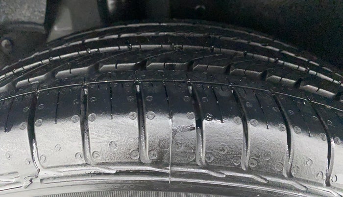 2016 Hyundai Creta 1.6 S, Petrol, Manual, 58,549 km, Right Rear Tyre Tread