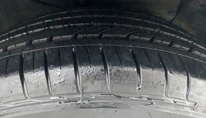 2016 Hyundai Creta 1.6 S, Petrol, Manual, 58,549 km, Right Front Tyre Tread