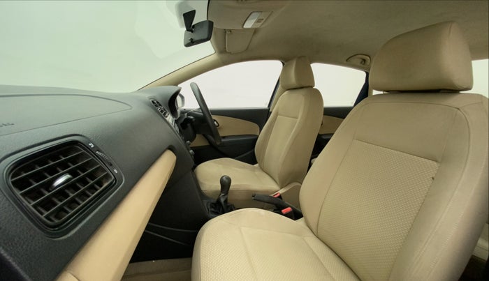 2017 Volkswagen Ameo COMFORTLINE 1.2L, Petrol, Manual, 46,546 km, Right Side Front Door Cabin