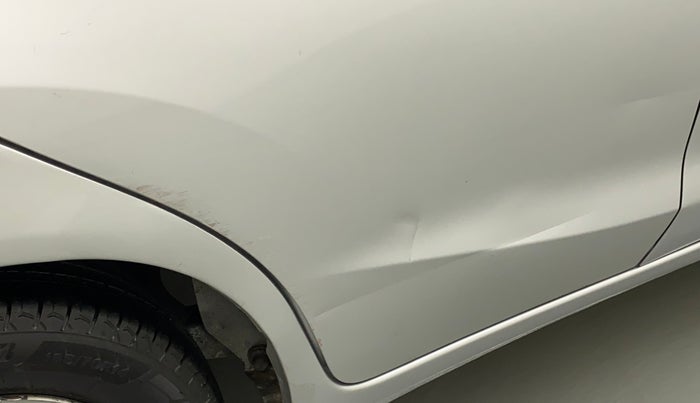2015 Honda Brio E MT, Petrol, Manual, 53,538 km, Right rear door - Slightly dented