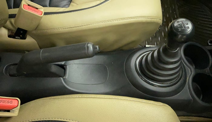 2015 Honda Brio E MT, Petrol, Manual, 53,538 km, Gear Lever