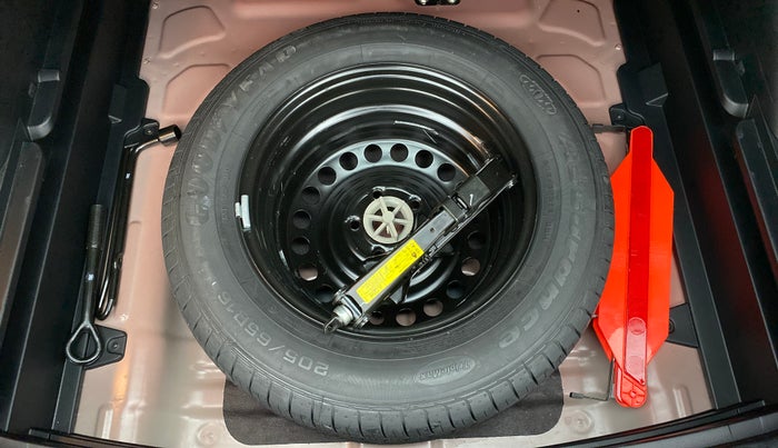 2019 KIA SELTOS 1.4 GTX+ TURBO GDI PETROL AT, Petrol, Automatic, 11,689 km, Spare Tyre